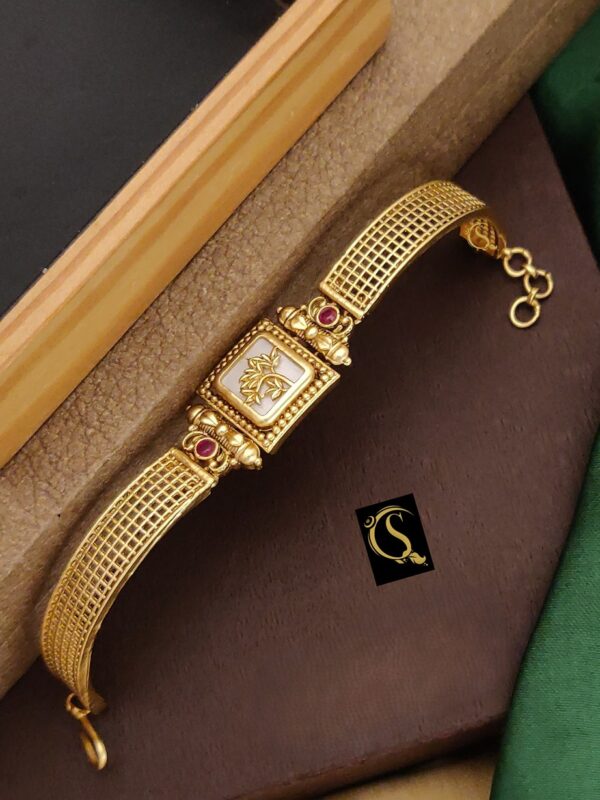 Antique Gold-plated Bracelet