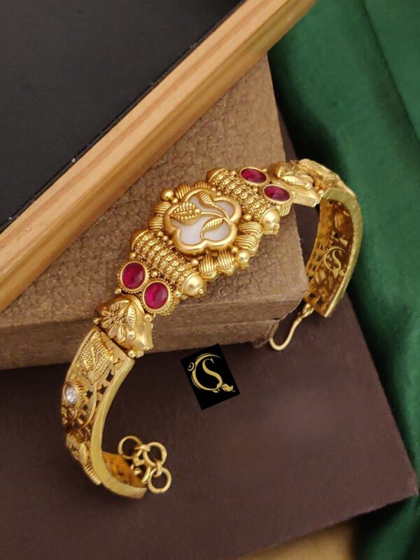 Antique Gold-plated Bracelet