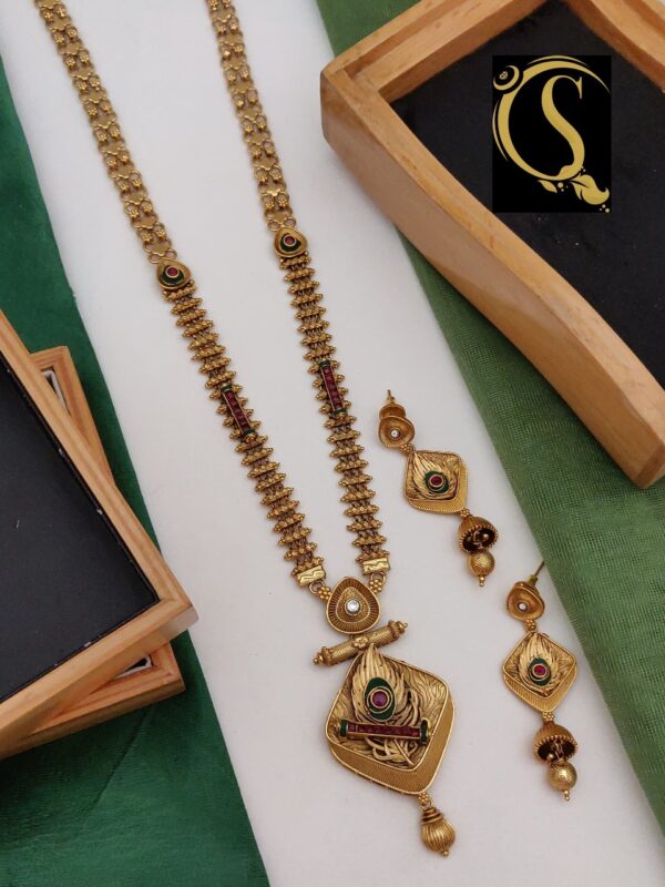 Antique Long Necklace Set