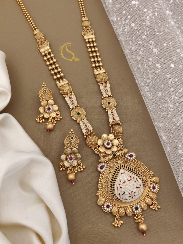 Antique Long Necklace Set