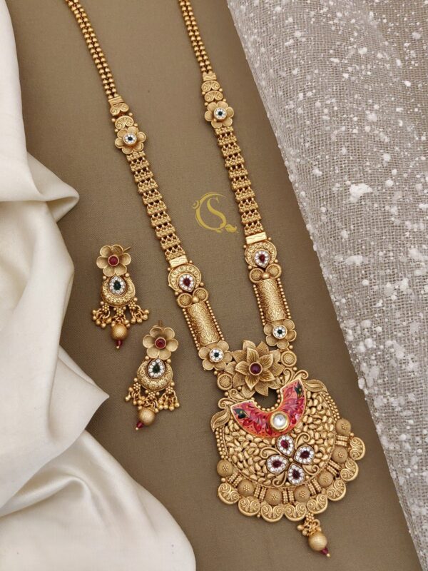 Antique Long Necklace Set