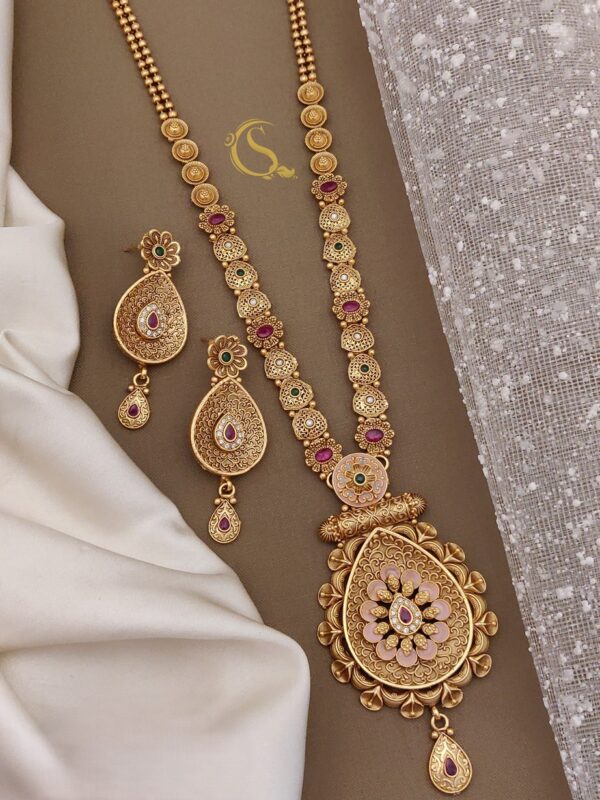 Antique Long Necklace Set